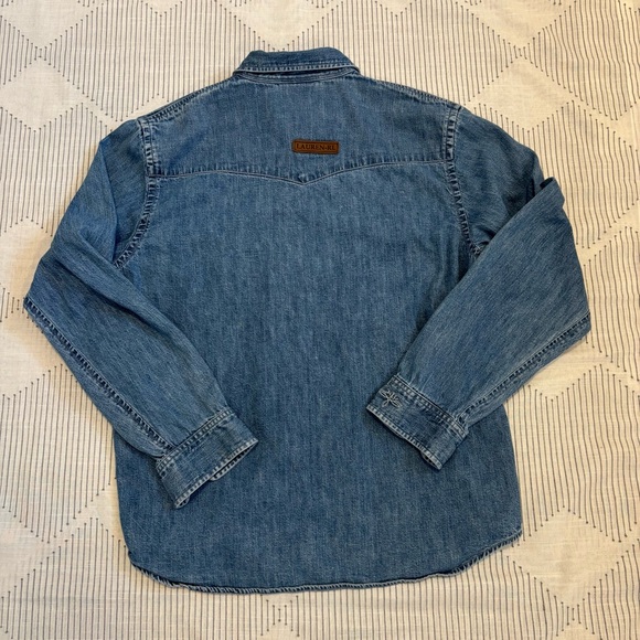 VTG Ralph Lauren Western Blue Denim Shirt with Pearl Buttons & Intricate Details - Picture 13 of 15